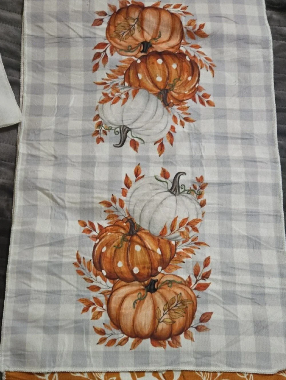 Set Of 4 Fall Themed Kitchen Towels - NWOT